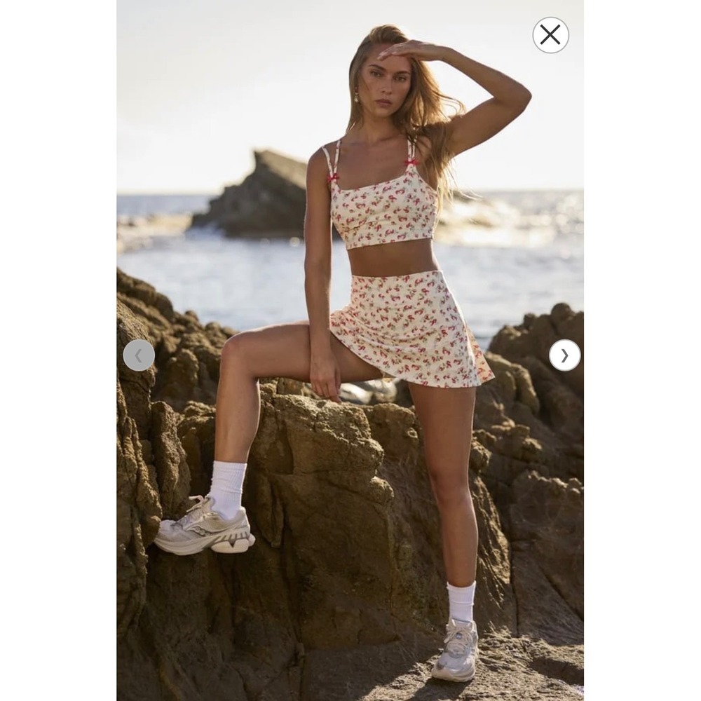 AS Revival Strawberry Print Activewear Set Cropped Bow Tank and Skort Size 2XL